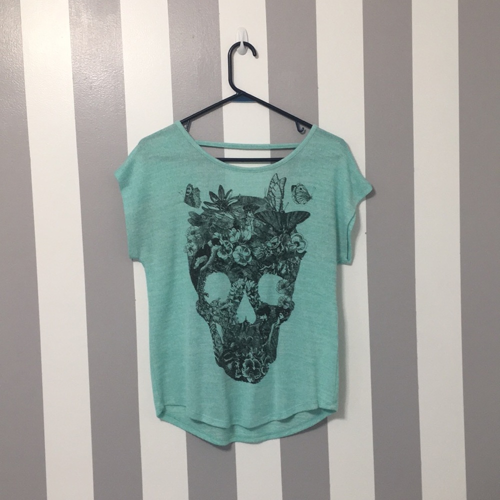 Flowered skull shirt with open back